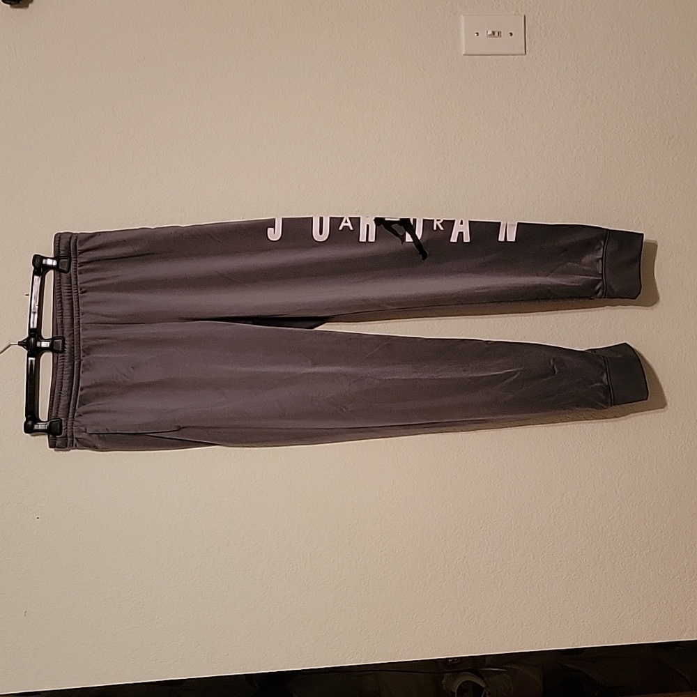 AIR JORDAN sweats